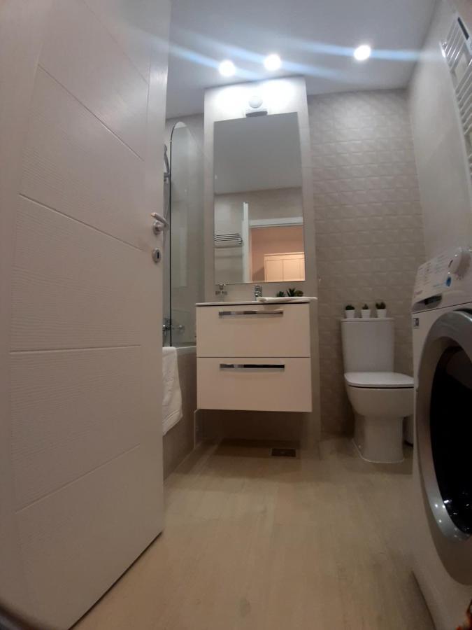 Apartamento Mia!! Self Check-In!! Bucarest Exterior foto