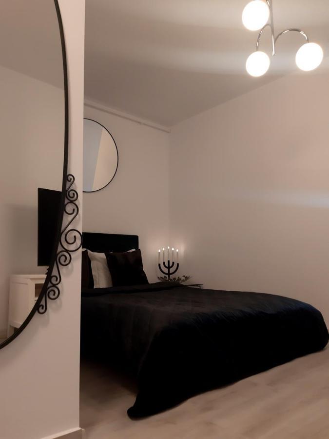 Apartamento Mia!! Self Check-In!! Bucarest Exterior foto
