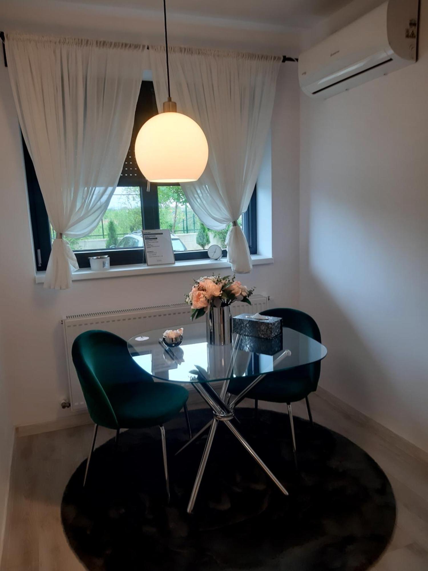 Apartamento Mia!! Self Check-In!! Bucarest Exterior foto